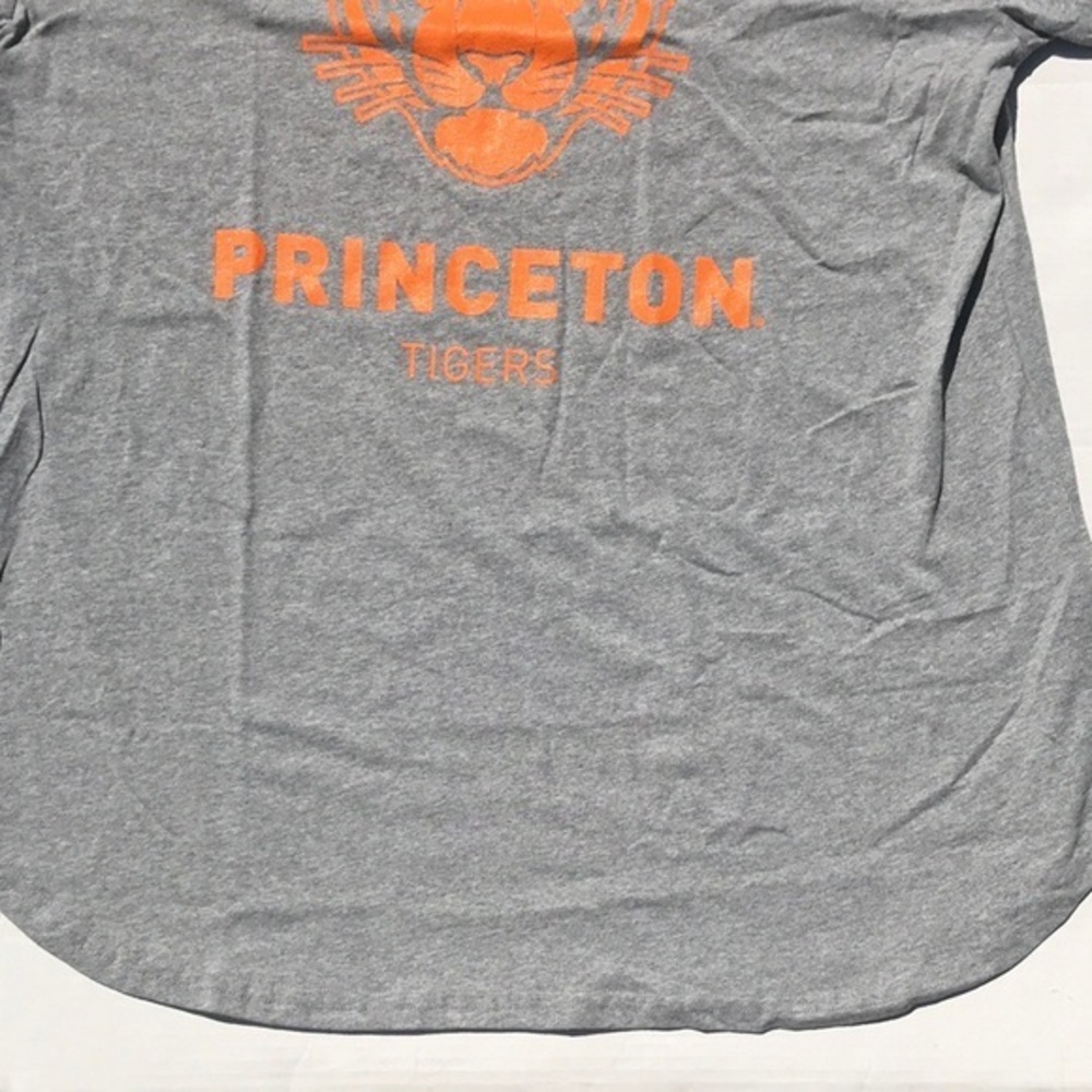 3/$25🍾🍾Alma Mater Princeton Tigers Gray Short Sleeve Top - Picture 6 of 8